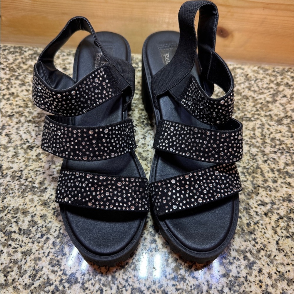 I.D. Required‎ Black Rhinestone Platform Sandals Lug Sole Block Heel Size 4 Mens